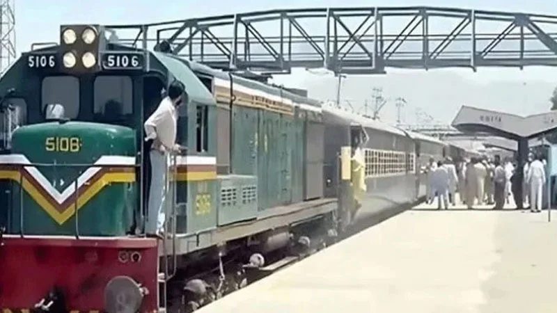 March25 Naeem/pakistan-train-1741695620.webp